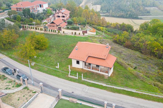 Land for sale in Asti region