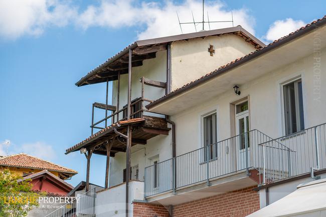 SOLD!! Country home with view over vineyards and the Alps