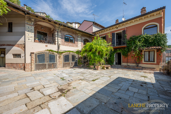 Beautiful home in ancient town