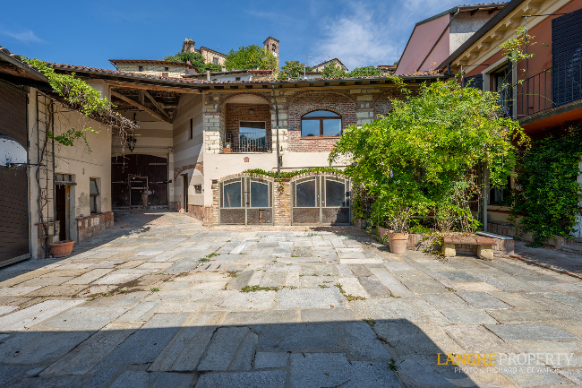 Beautiful home in ancient town