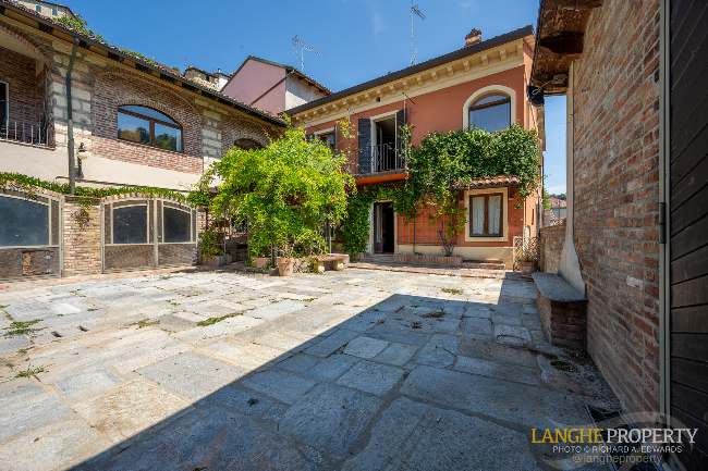 Beautiful home in ancient town