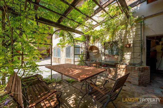 Beautiful home in ancient town