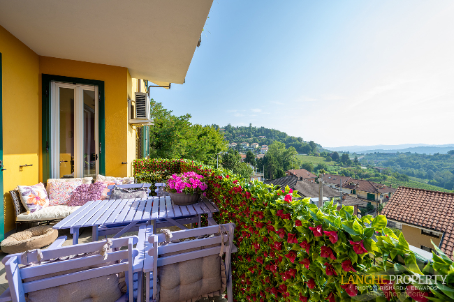 2 bedroom apartment in Barolo area