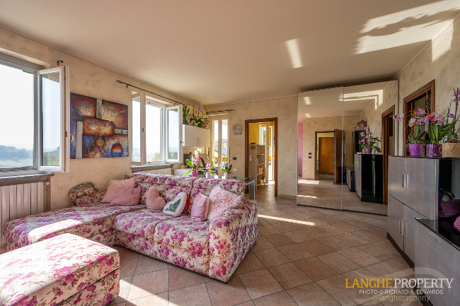 2 bedroom apartment in Barolo area