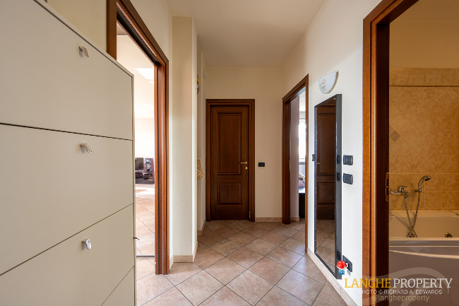 2 bedroom apartment in Barolo area
