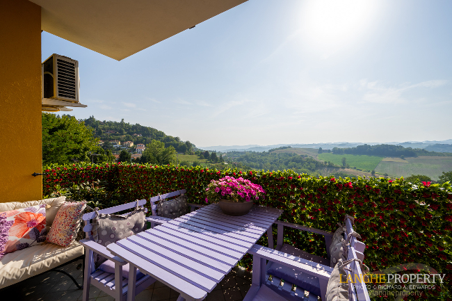 2 bedroom apartment in Barolo area