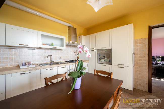 2 bedroom apartment in Barolo area