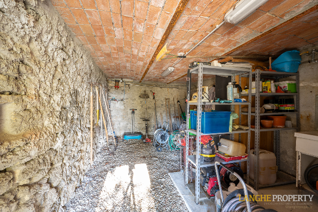Piedmont Langhe stone farmhouse for sale in wine area, Italy